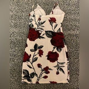 • size LARGE, white rose dress